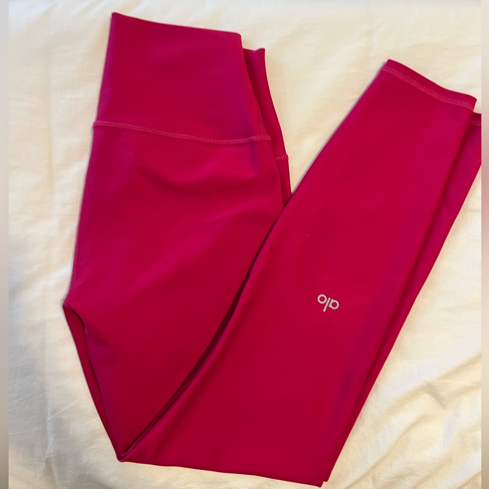 Alo Yoga High Waisted Cropped Airlift Leggings